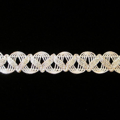 752.3 Large U-loop zig metallic gimp bright silver 5/8" (16mm) - Palladia Passementerie
