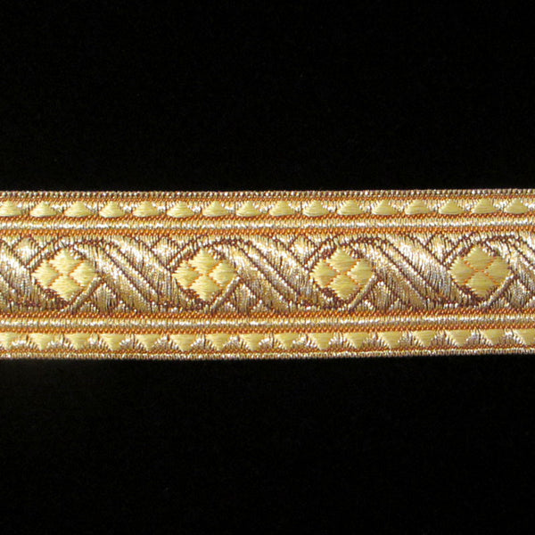 823.4 Diamond metallic galloon gold 1-1/8" (30mm) - Palladia Passementerie
 - 1