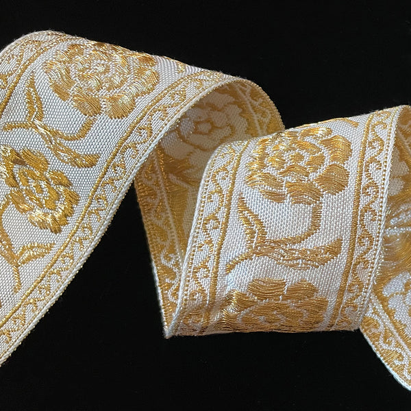 849.2 Tudor rose jacquard trim white/gold - 1-5/8" (41mm)