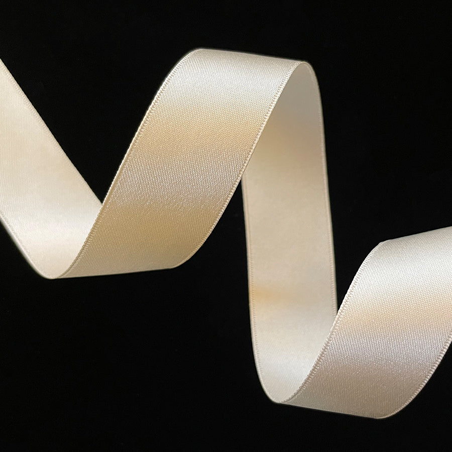 175.2 Doubled faced silk satin ribbon undyed ¾ (18mm)